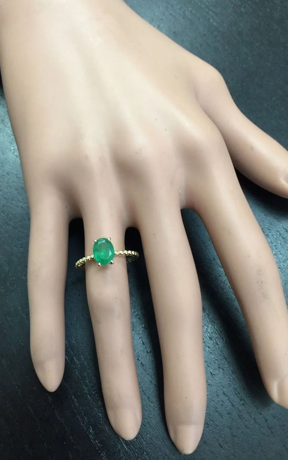 1.20 Carats Exquisite Natural Emerald 14K Solid Yellow Gold Ring