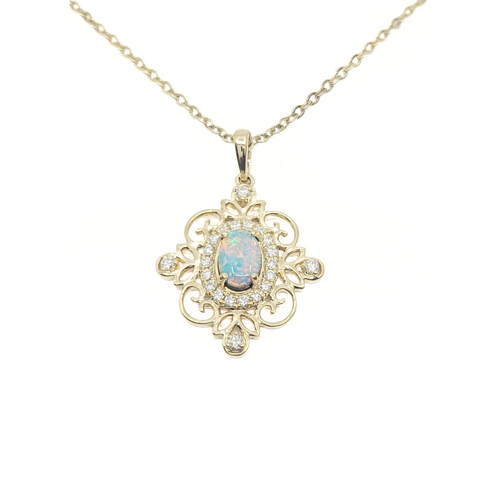 18K Yellow Gold Opal Pendant