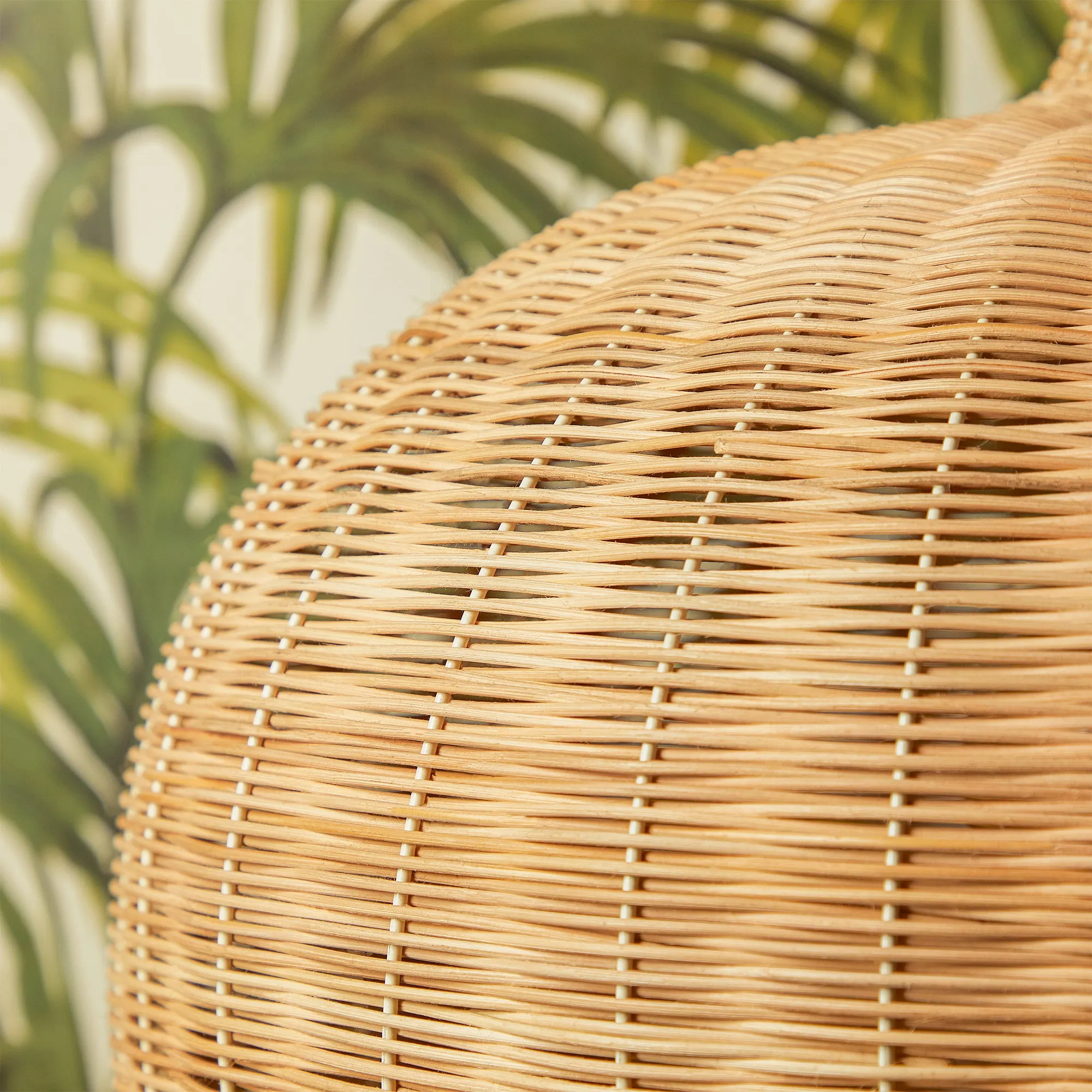 Bellamy pendant in natural cane