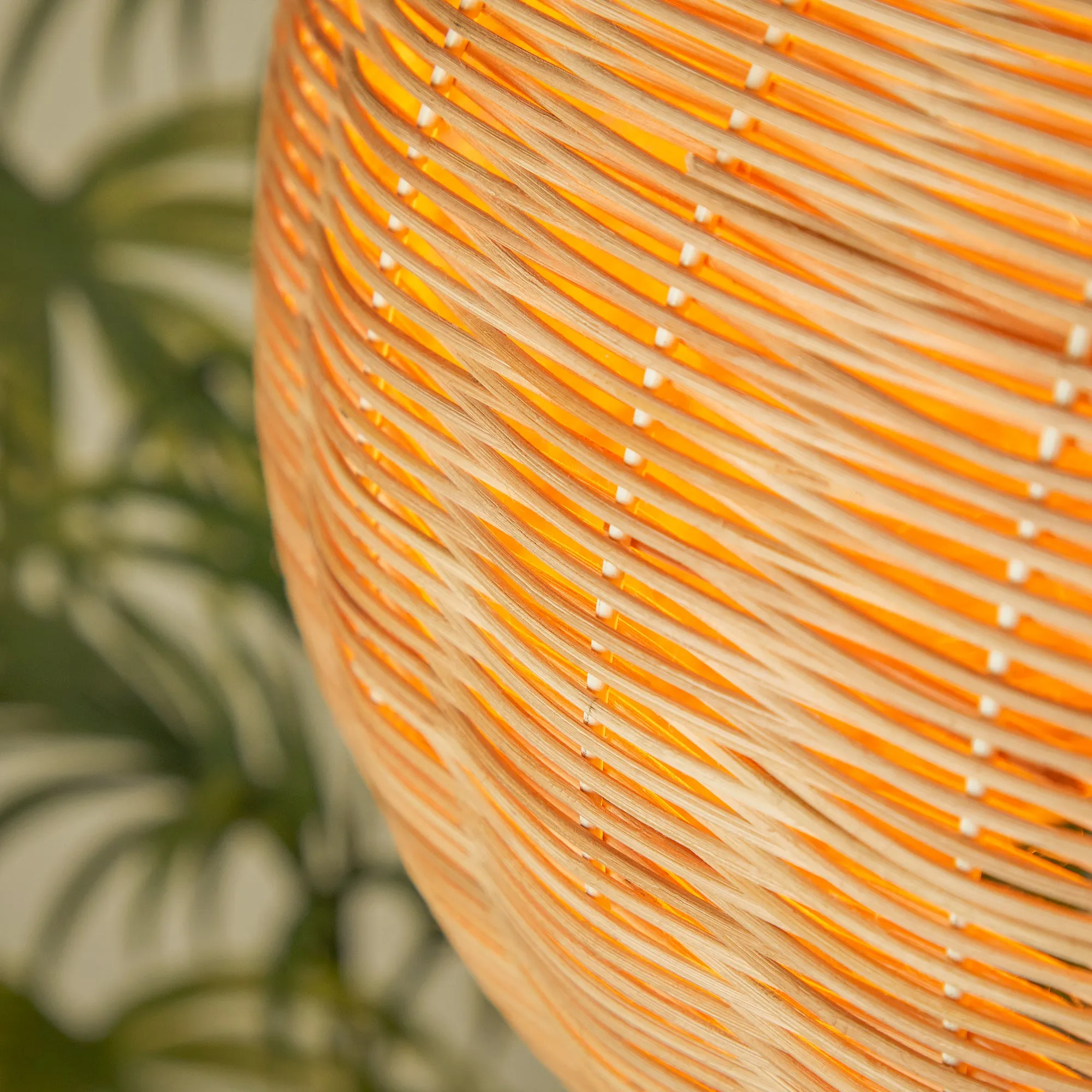 Bellamy pendant in natural cane