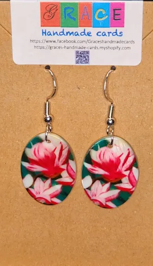 Magnolia oval natural shell earrings