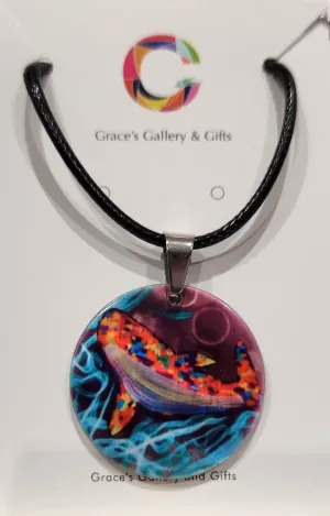 Round pendant- Majestic Whale