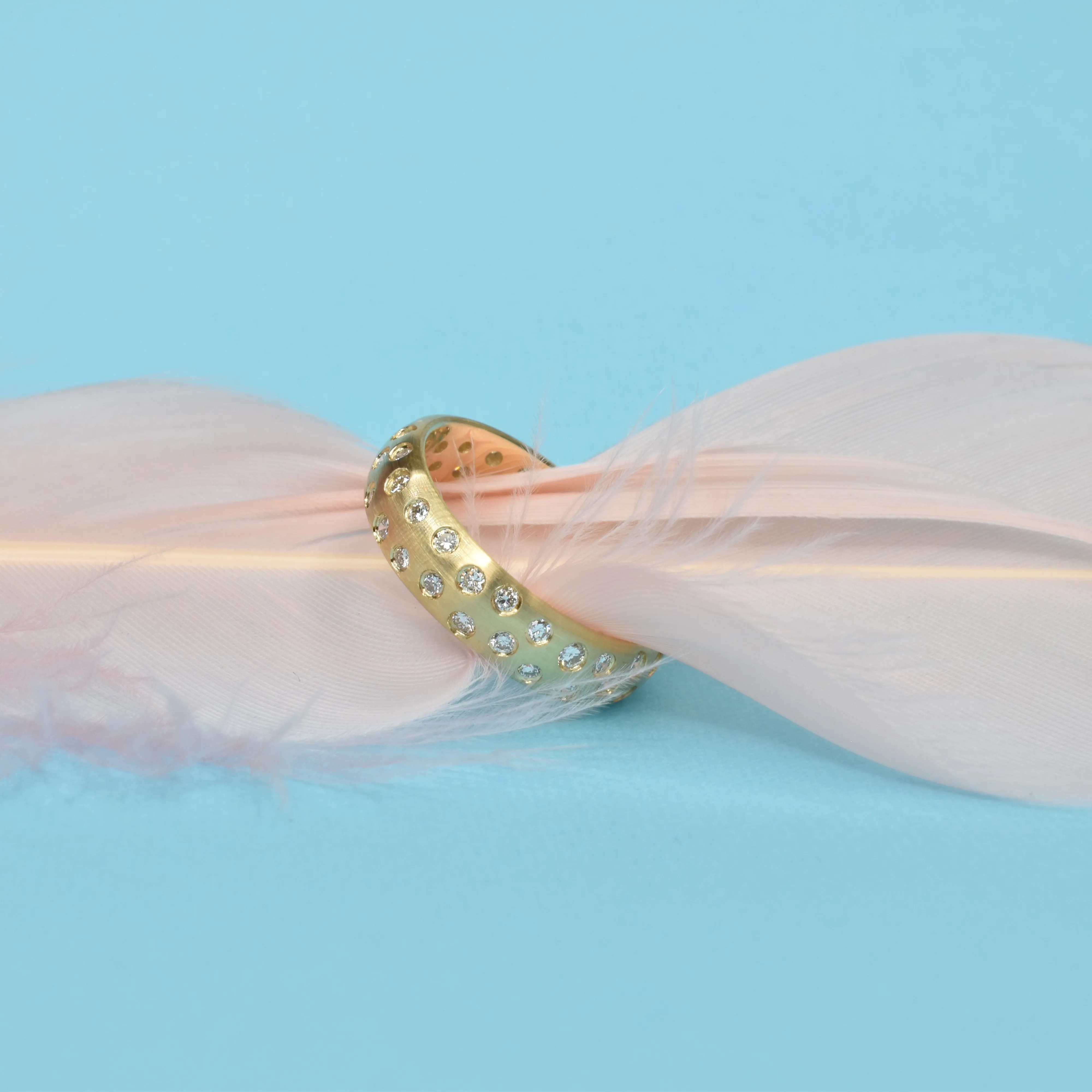 Scattered Diamond Band