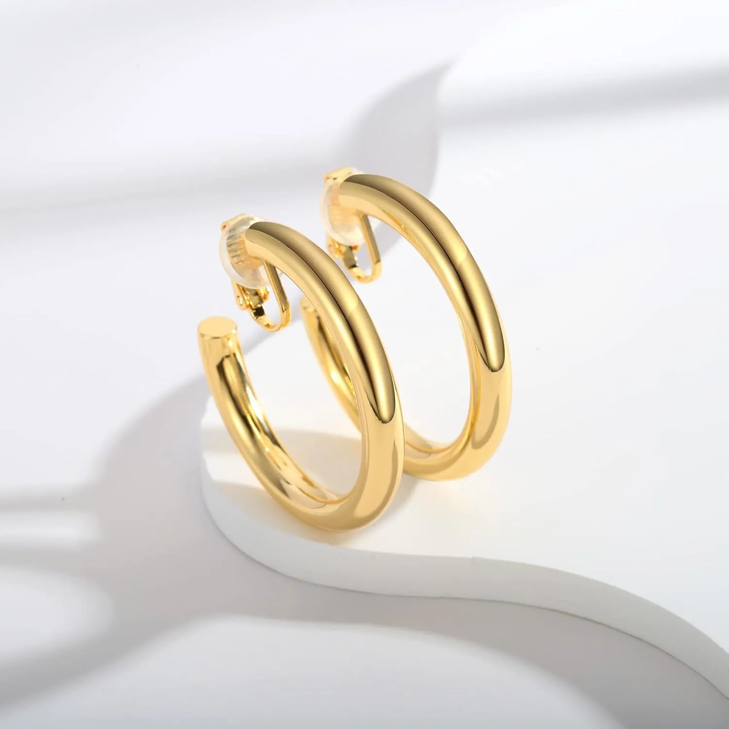 WOWORAMA Gold Clip On Hoop Earrings for Women - Classic Large Chunky Hoops - Non Pierced Minimalistic Clip Earrings